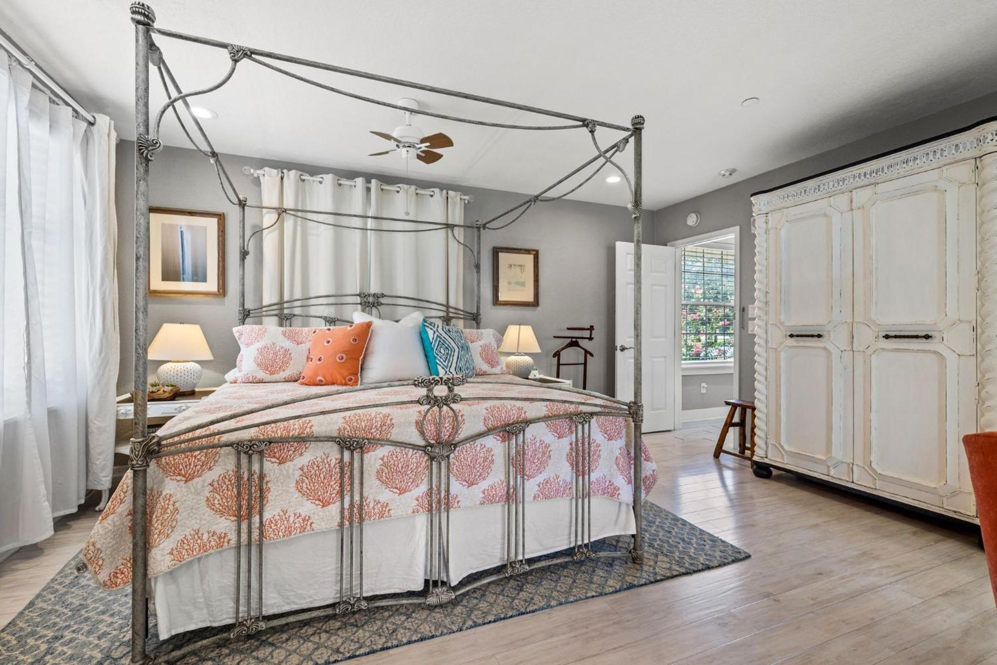 セント・ピーターズバーグ The Kenwood Gables Bed & Breakfast エクステリア 写真